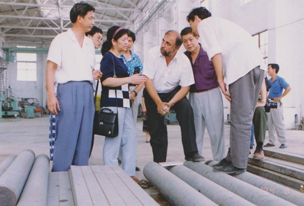 （1）1994年8月9日，向加拿大客商介紹產(chǎn)品_副本